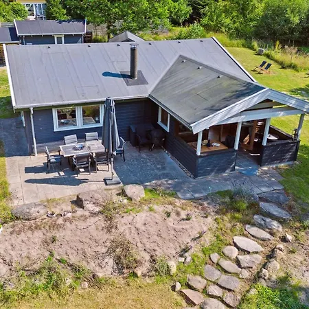 Gunborg - From The Sea By Interhome